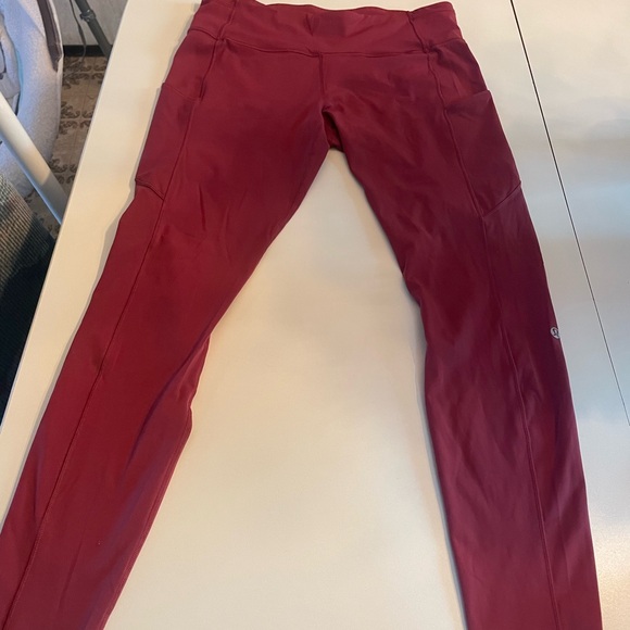 lululemon athletica Fast and Free High-Rise Leggings - Mulled Wine - Picture 4 of 5